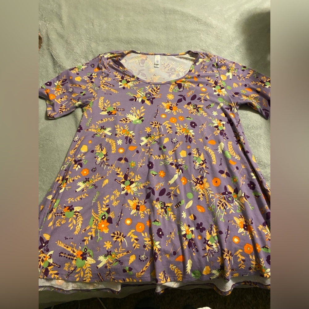 Lularoe perfect T Large